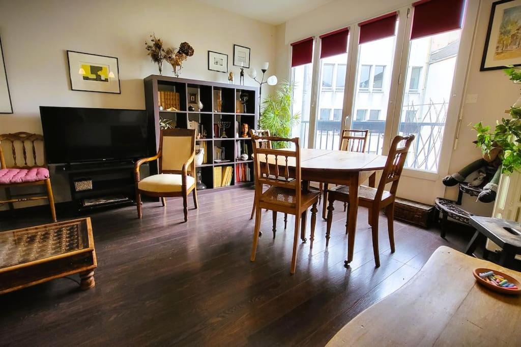 Appartement Des Beaux-Arts Μπεζανσόν Εξωτερικό φωτογραφία